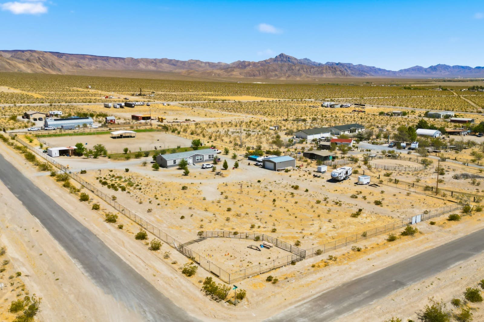 Sandy Valley hilltop horse property